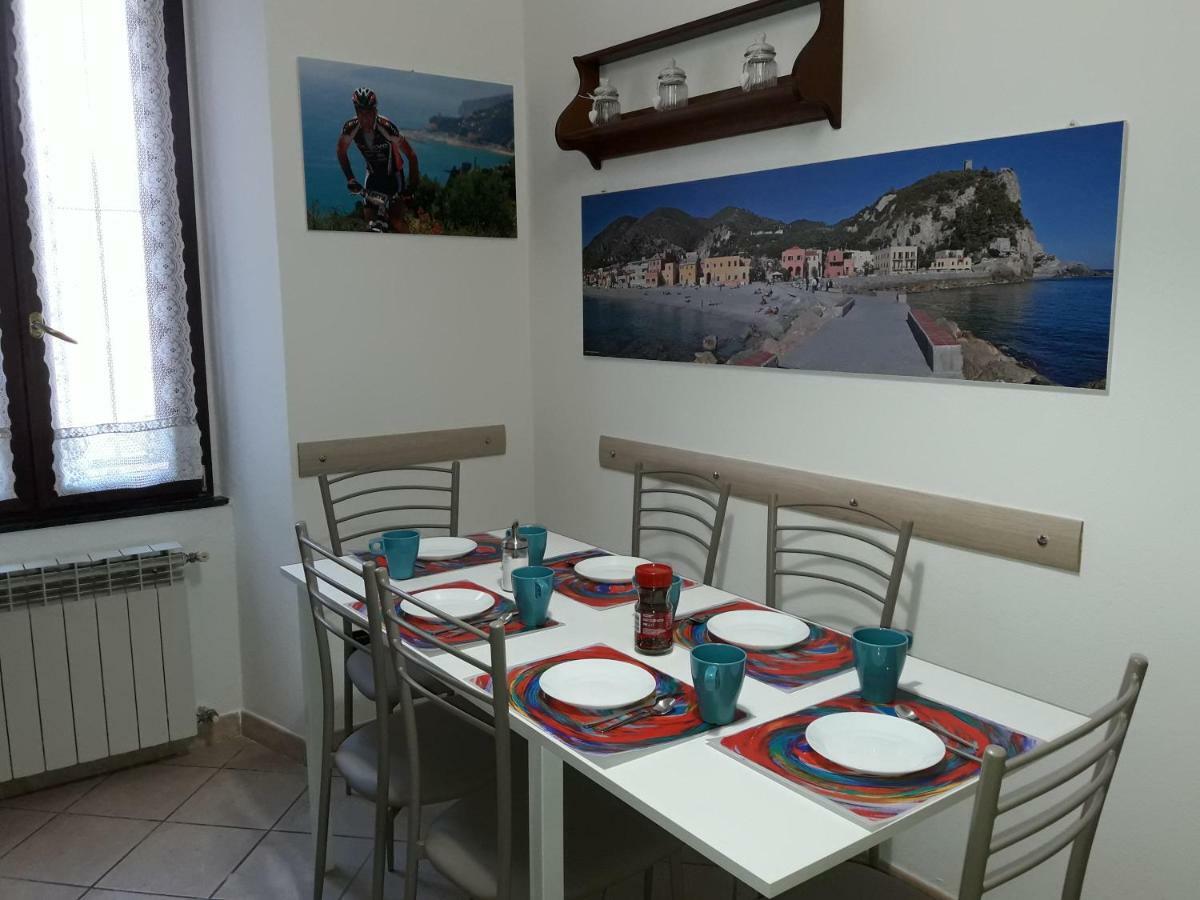 Апартаменты Finalborgo Location Финале Лигуре Экстерьер фото